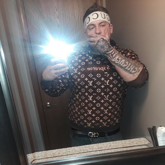 Meet your Posher, Dan - Picture 1 of 1